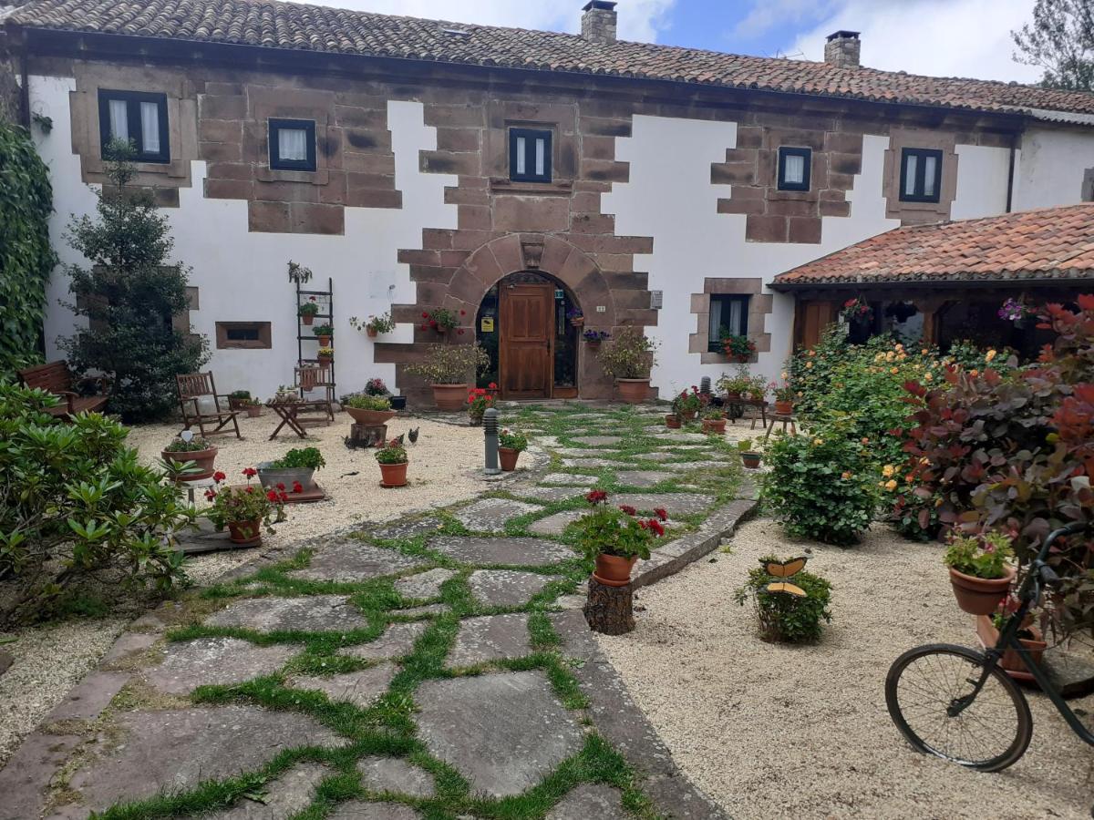 Вилла La Casona De Barrio Баррио Экстерьер фото